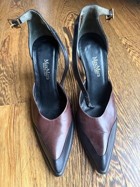 MaxMara Two-Tone Brown and Black Pointed Toe Slingback Pumps